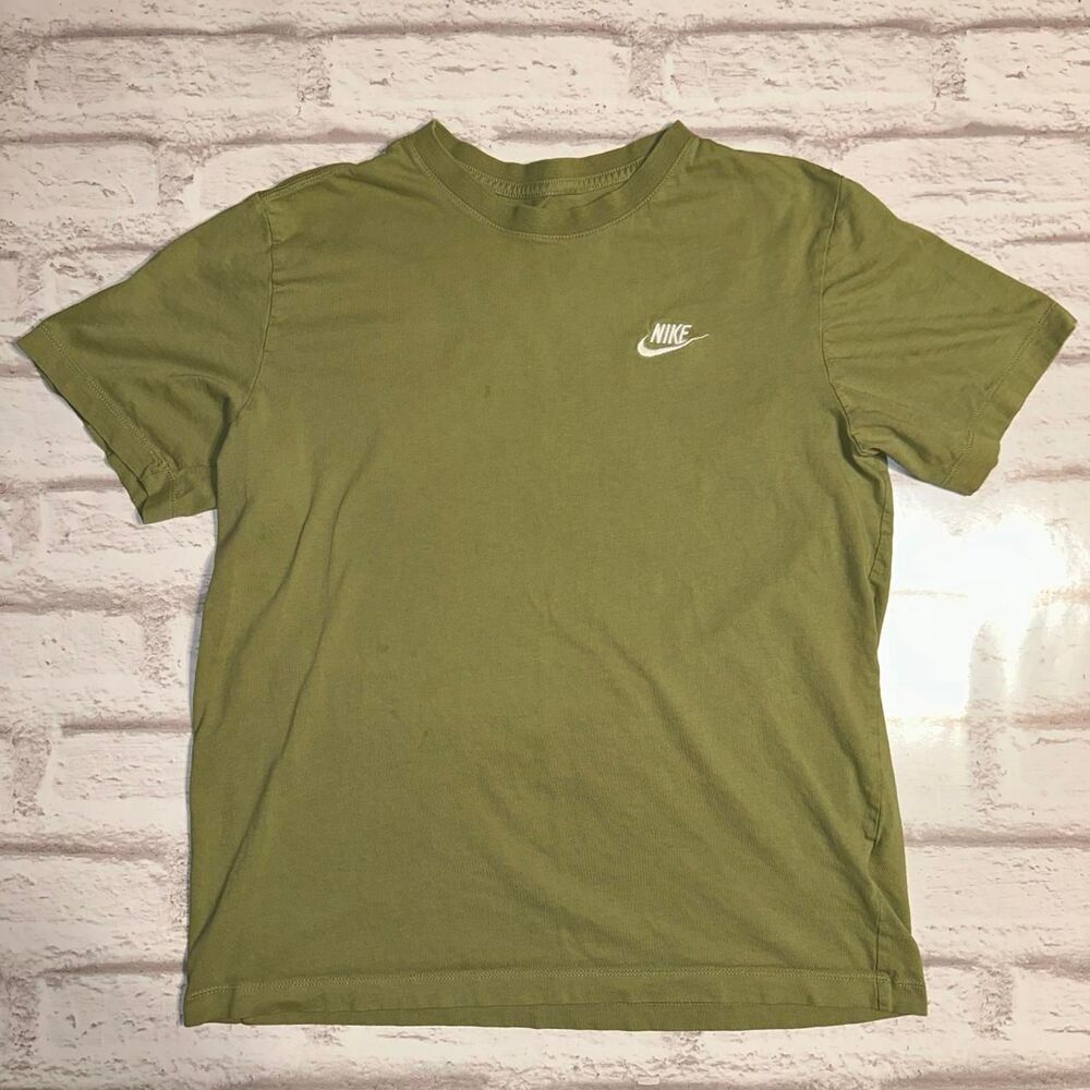Nike Men's Green and Khaki T-shirt